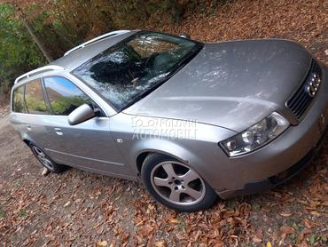 Audi A4 2003. god. -  kompletan auto u delovima