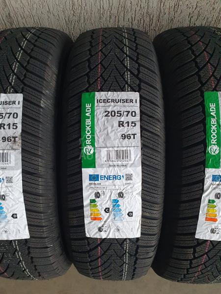 ROCKBLADE 205/70 R15 Zimska
