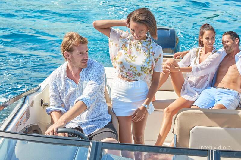 Quicksilver 755 Cruiser i Mercury 250