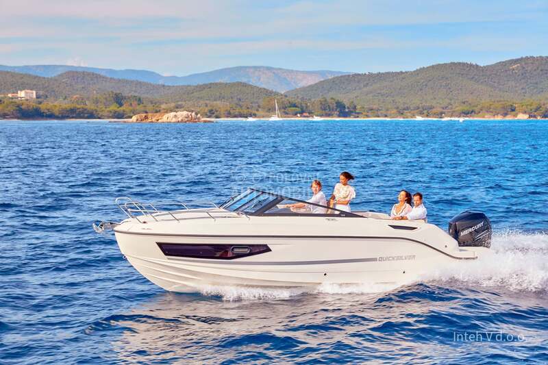 Quicksilver 755 Cruiser i Mercury 250