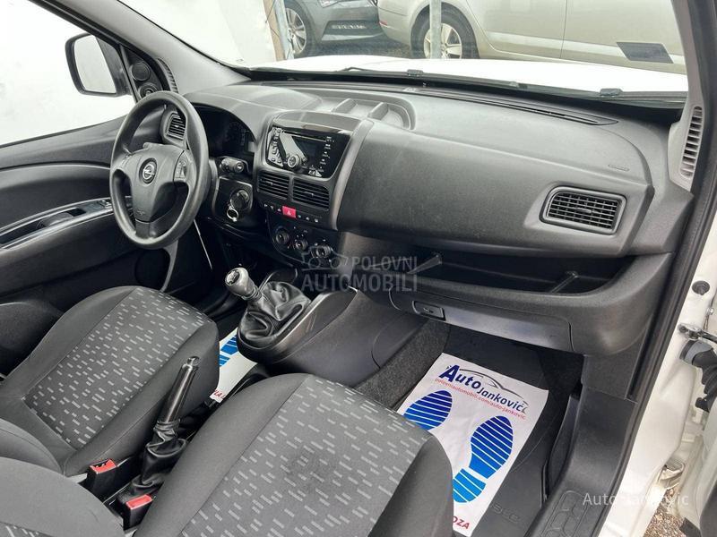 Opel Combo MAXI    N 1    5  MESTA