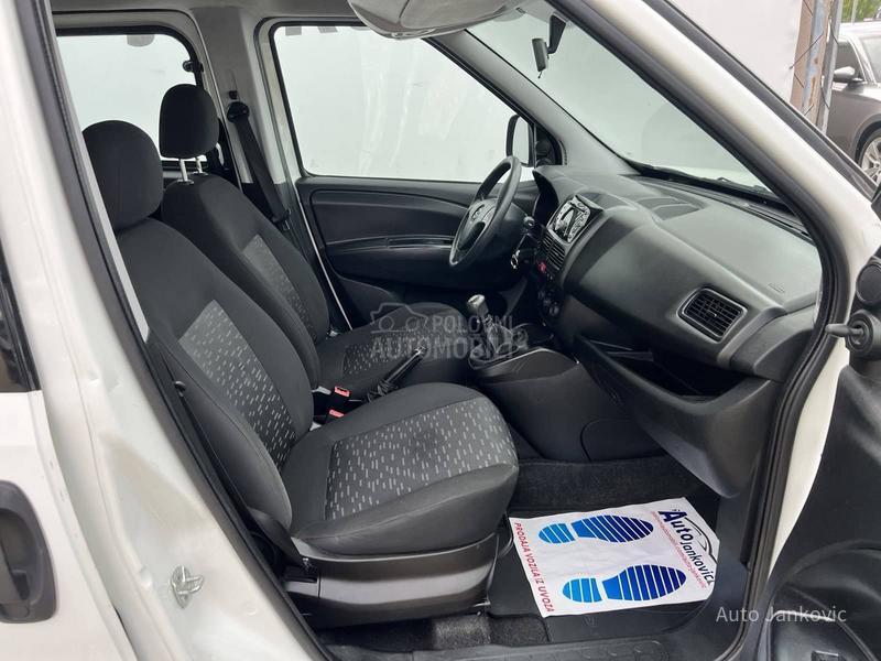 Opel Combo MAXI    N 1    5  MESTA