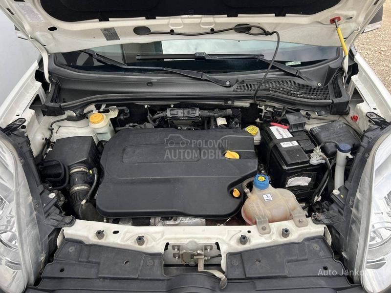 Opel Combo MAXI    N 1    5  MESTA