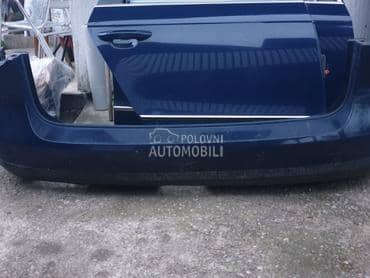 Vrata boja LA5E za Volkswagen Passat B6 od 2005. do 2010. god.