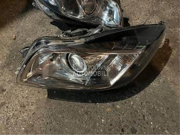 Levi ksenon far za Opel Insignia od 2009. do 2013. god.