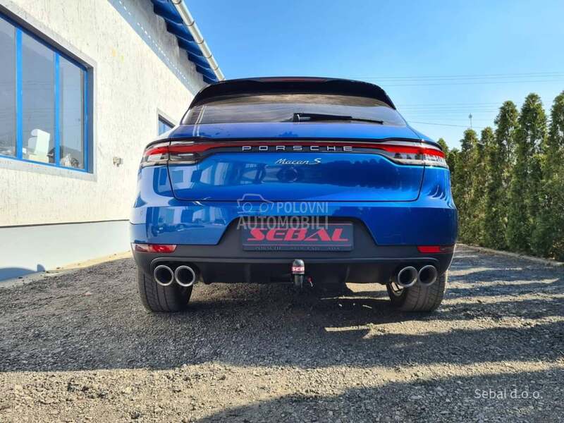 Kuke,prikolice na jednom mestu