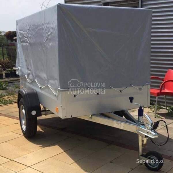 Kuke,prikolice na jednom mestu