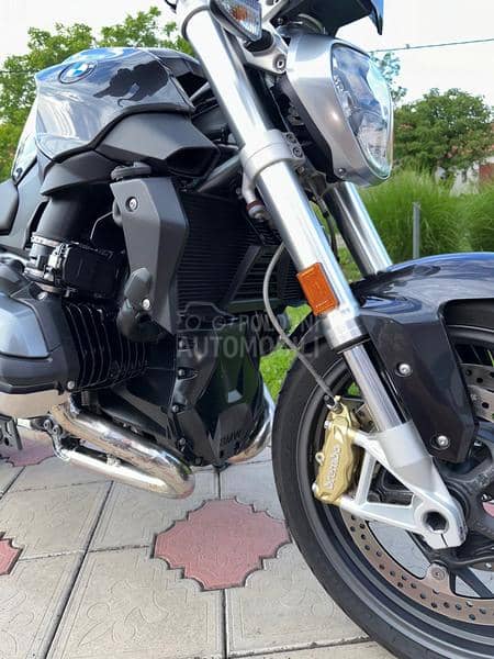 BMW R1200r
