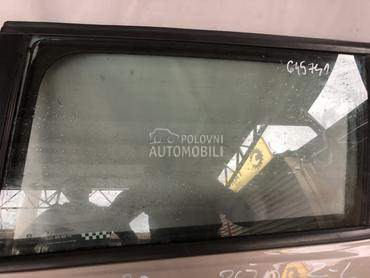 STAKLO za Peugeot 2008