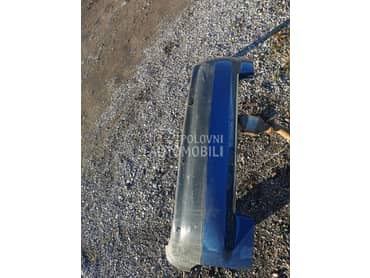 zadni branik limuzina za Audi A4 od 2001. do 2004. god.