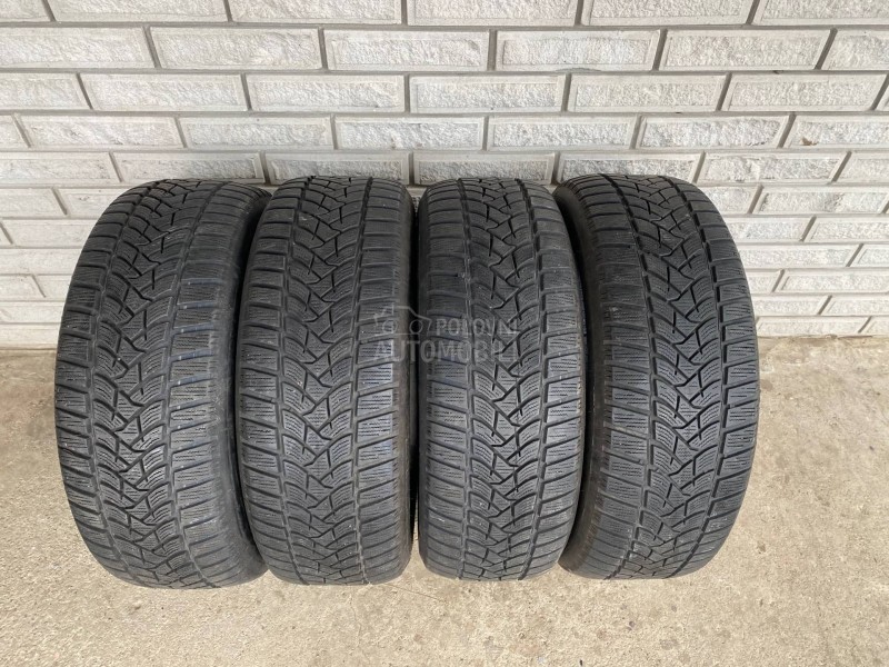Dunlop 215/60 R16 Zimska