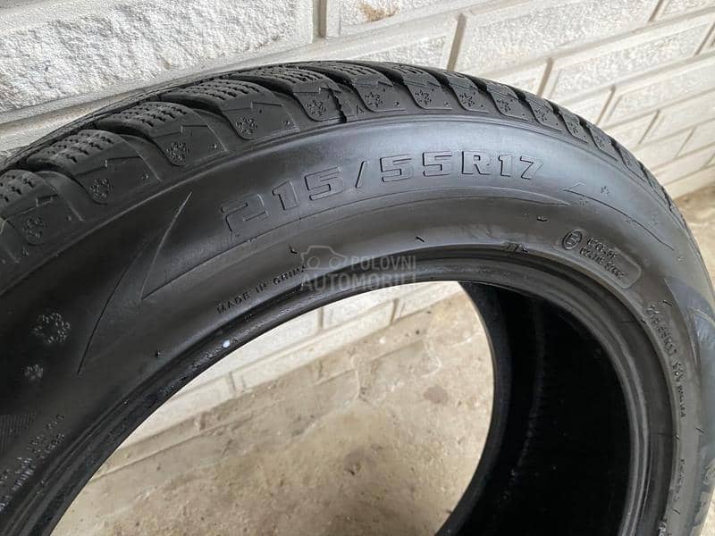 Aeolus 215/55 R17 Zimska