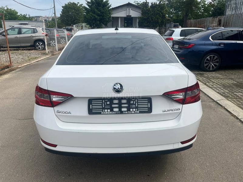 Škoda Superb 2.0 tdi Dsg