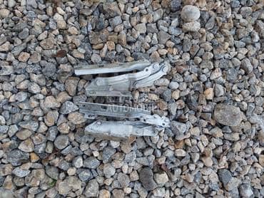 Makaze haube za Volkswagen Golf 5