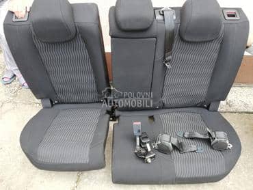 Original sedišta za SW za Peugeot 308 od 2014. do 2021. god.