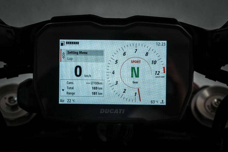 Ducati DIAVEL V4 MY2026