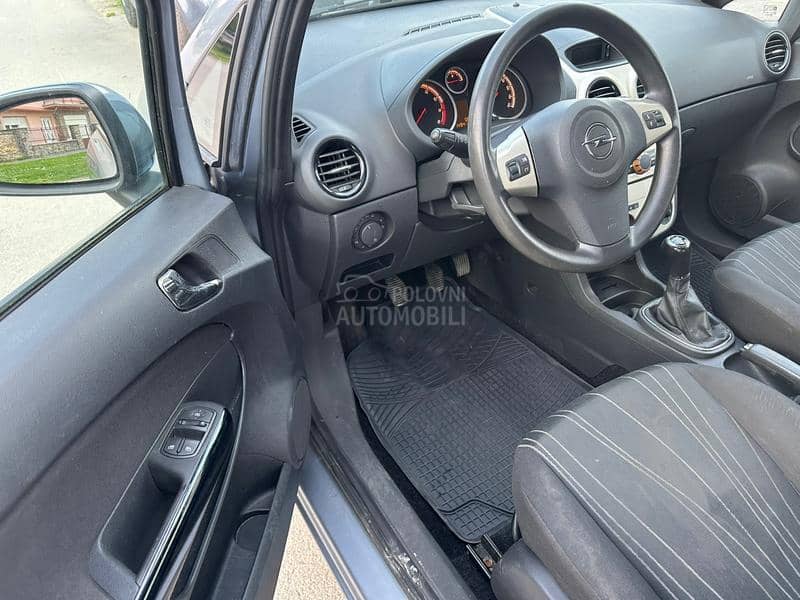 Opel Corsa D 1.2