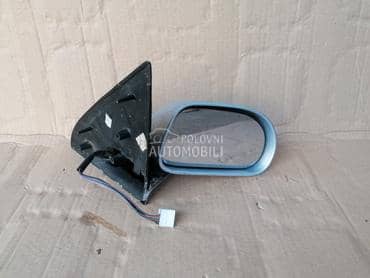 267.Suvozacev,desni retrovizor za Fiat Bravo