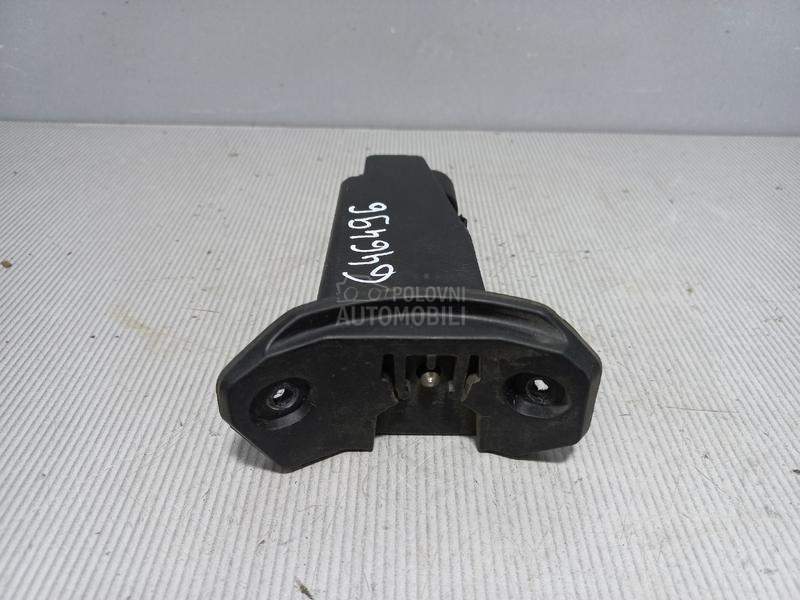 MOTORIC POKLOPCA REZERVOARA