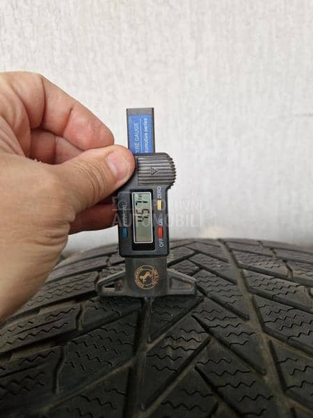 Bridgestone 275/50 R20 Zimska