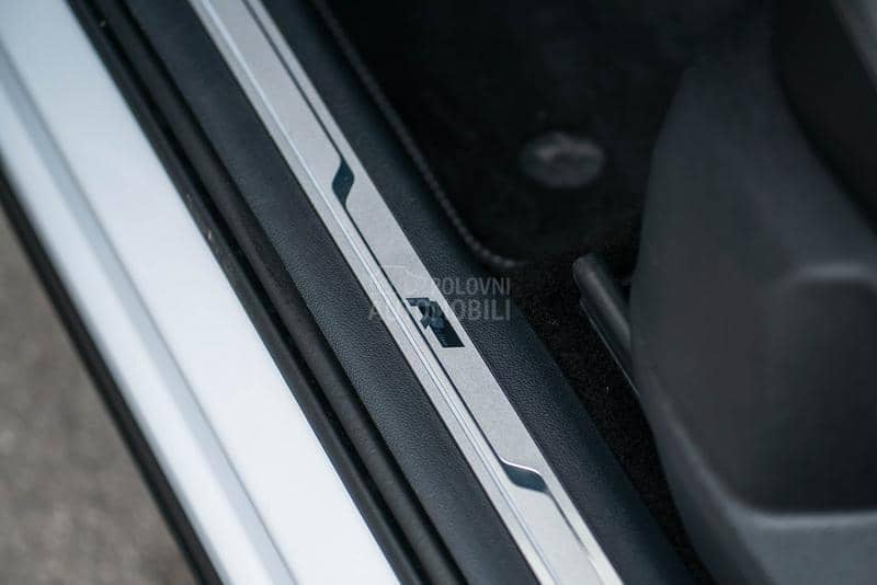 Volkswagen Tiguan R line 4motion DSG