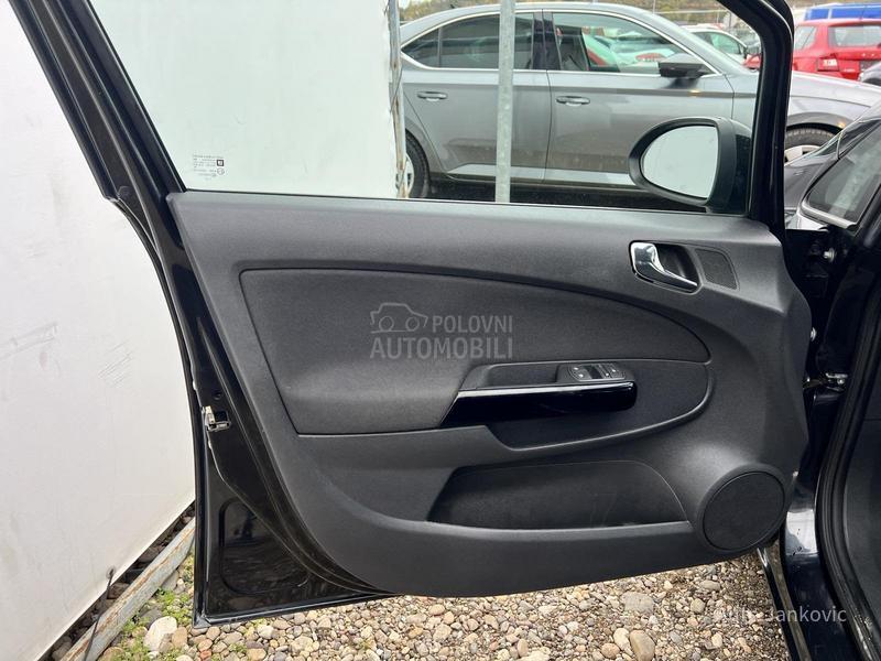 Opel Corsa D 1.4 B