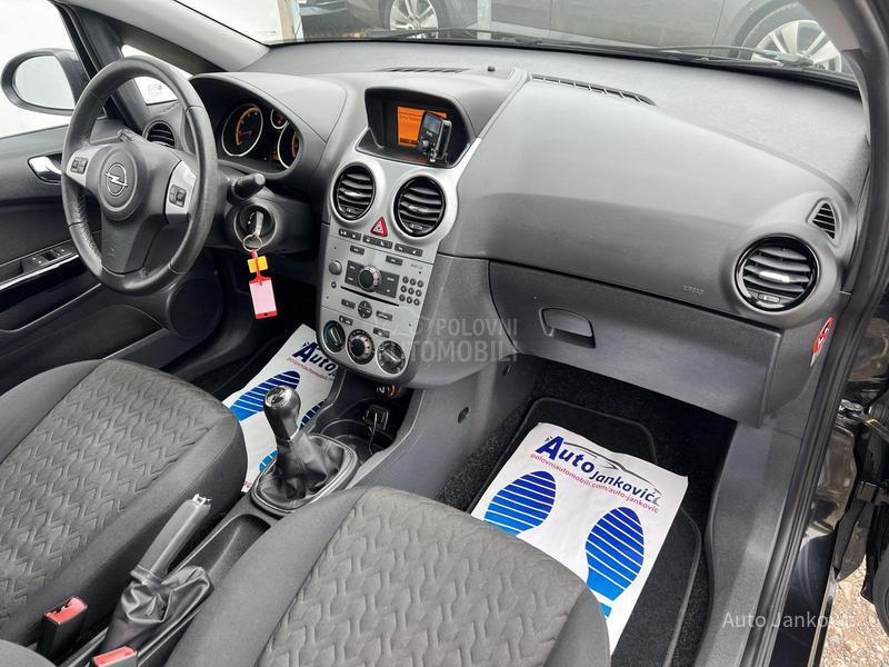 Opel Corsa D 1.4 B