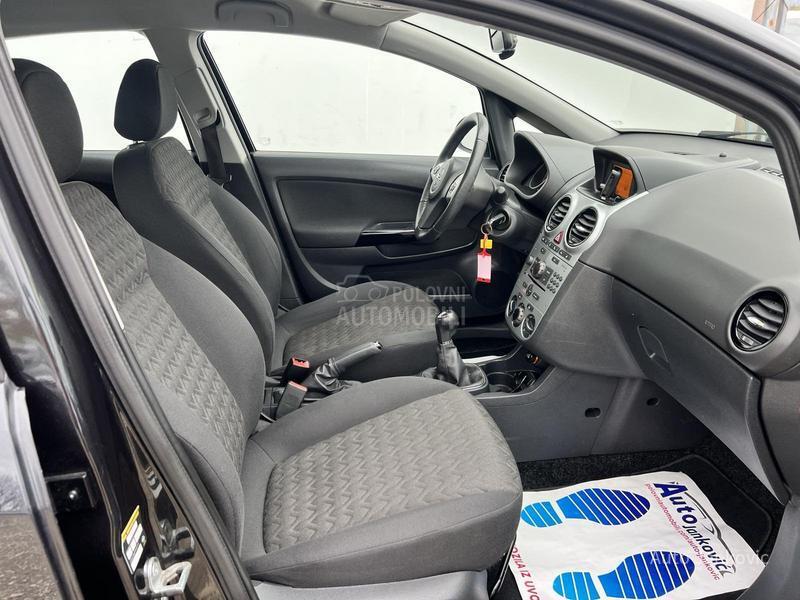 Opel Corsa D 1.4 B