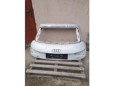 Gepek vrata za Audi A1