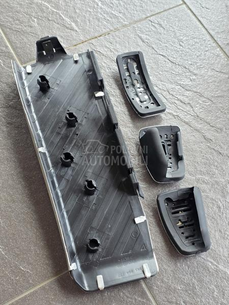 S Poklopci pedala NOVO