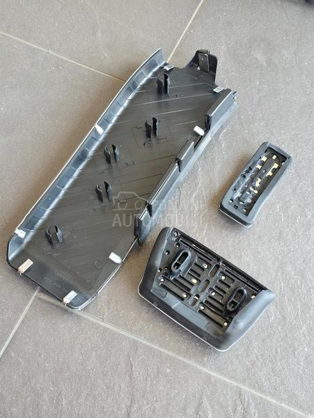 S Poklopci pedala NOVO