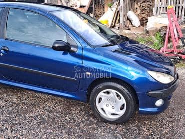 Peugeot 206 -  kompletan auto u delovima