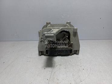 NOSAC MOTORA za Volkswagen Passat B8