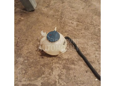 boca za vodu za Volkswagen Golf 5