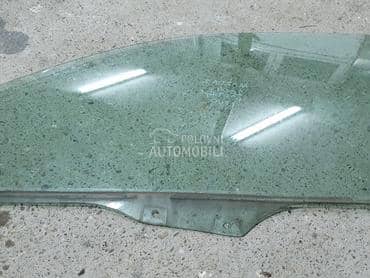 Prednje levo staklo prozor za Mazda 2 od 2002. do 2007. god.