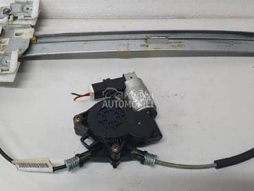 Prednji desni podizac motoric za Mazda 2 od 2002. do 2007. god.