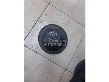 Poklopac pumpe goriva za Peugeot 206