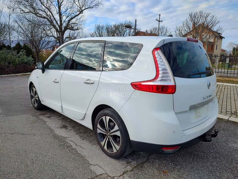 Delovi za Renault Scenic 1.6DCI 2012. god.