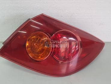 Desna lampa Stop svetlo za Mazda 3 od 2003. do 2008. god.