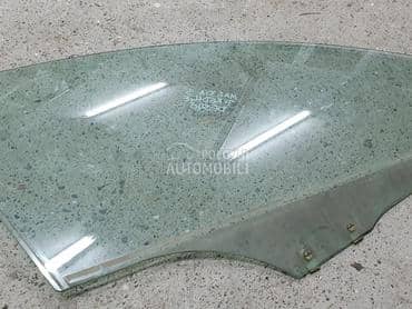 Prednje desno staklo prozor za Mazda 3 od 2003. do 2008. god.