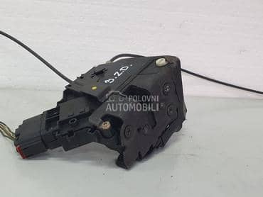 Zadnja desna brava za Mazda 3 od 2003. do 2008. god.