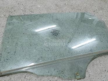 Zadnje levo staklo prozor za Mazda 3 od 2003. do 2008. god.