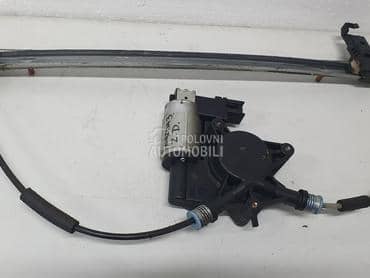 Zadnji desni podizac motoric za Mazda 3 od 2003. do 2008. god.