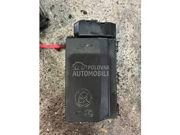 Kutija osiguraca za Opel Astra J od 2009. do 2016. god.