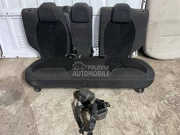 Zadnja sedista-klupa za Citroen C3 od 2010. do 2014. god.