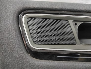 ZVUCNIK za Volkswagen Touareg