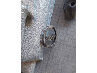 Poklopac pumpe goriva za Peugeot 307