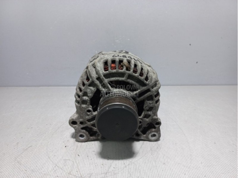 ALTERNATOR za Volkswagen Caddy 06F903023F Auto delovi Polovni