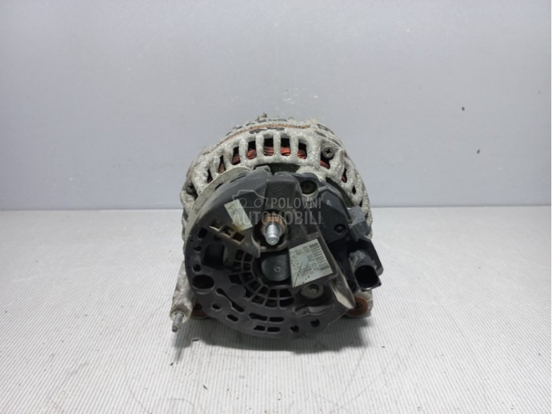 ALTERNATOR za Volkswagen Caddy 06F903023F Auto delovi Polovni