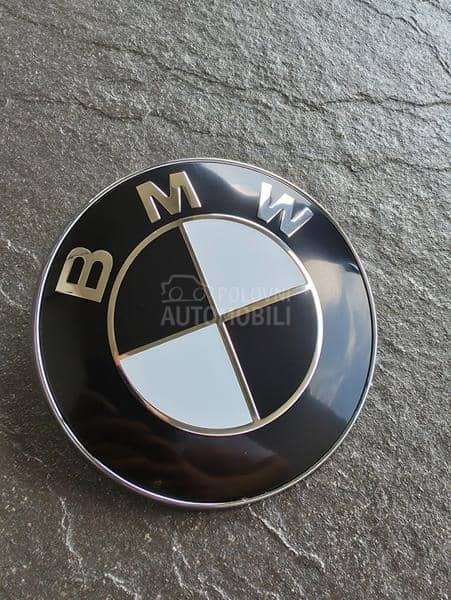 Znak haube gepeka crni beli